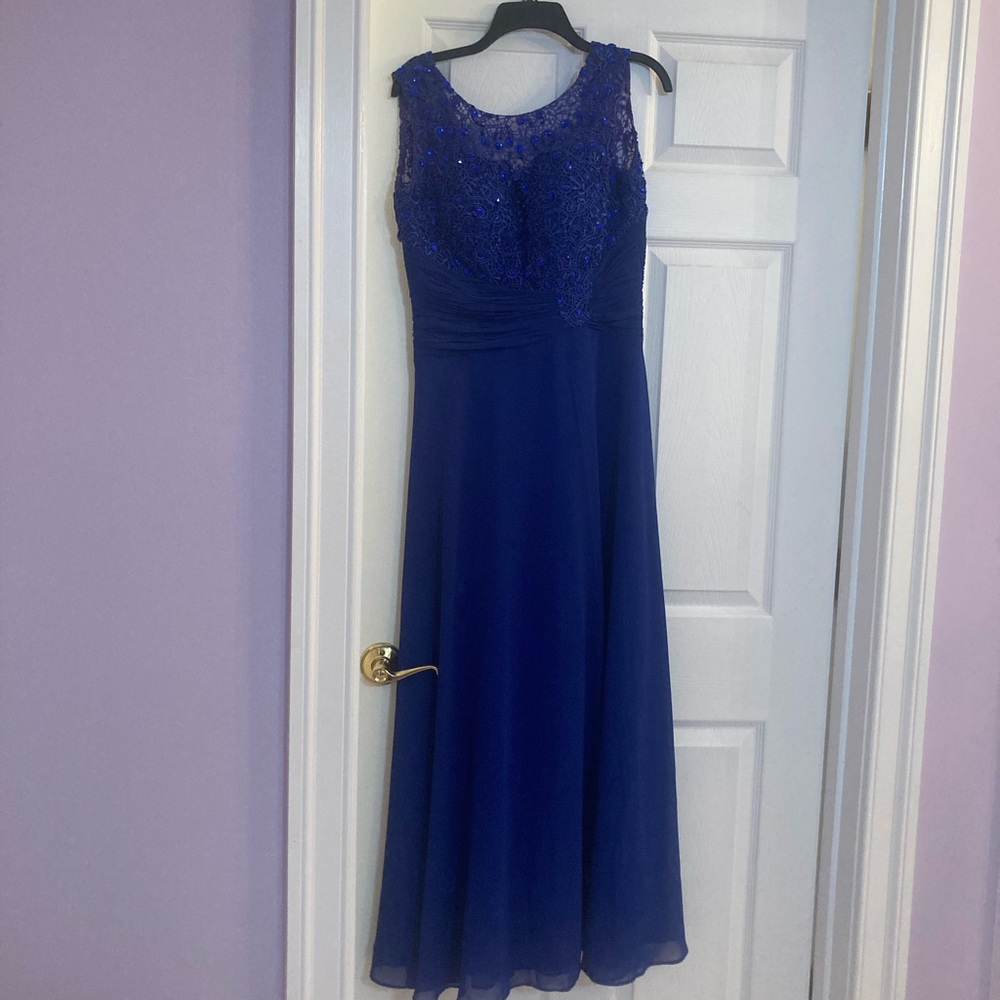 Beautiful blue formal dress